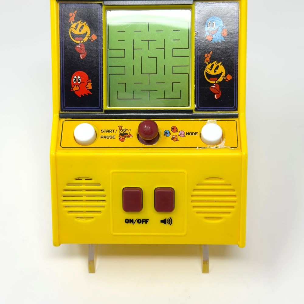 Pac-Man Mini Arcade Game Basic Fun Retro LCD Handheld Tested Working Yellow - Picture 2 of 7